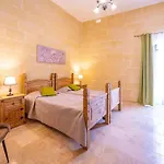 Tal-andar Kerċem