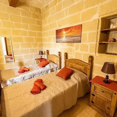 Casa vacanze Tal-andar Kerċem